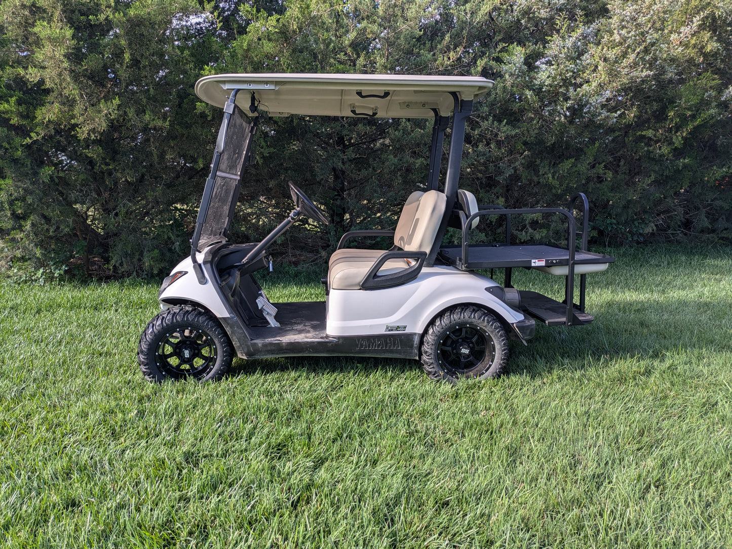 Club Car 4-Seater 1